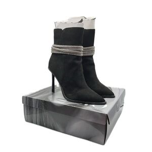 Jennifer Lopez Sz 10 Veina Black Heeled Rhinestone Boots Sleek Design